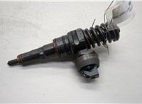  Форсунка топливная Volkswagen Golf 4 1997-2005 20533576 #1