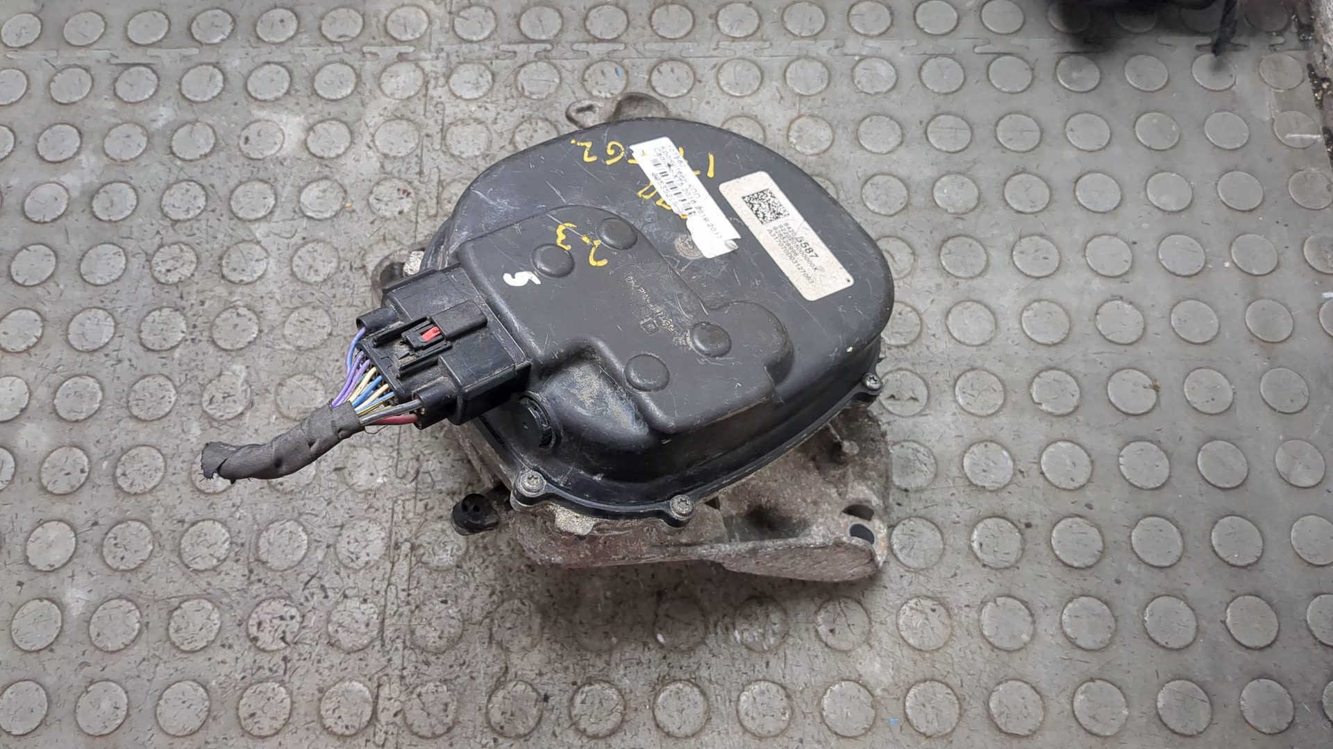 Кулиса МКПП / АКПП