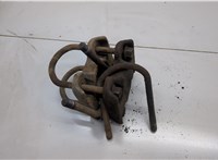 2K0599175A, 2K0599173H Кронштейн рессоры Volkswagen Caddy 2004-2015 20535293 #2