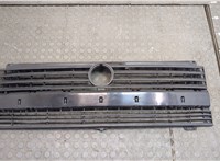  Решетка радиатора Volkswagen Transporter 4 1991-2003 20537796 #1