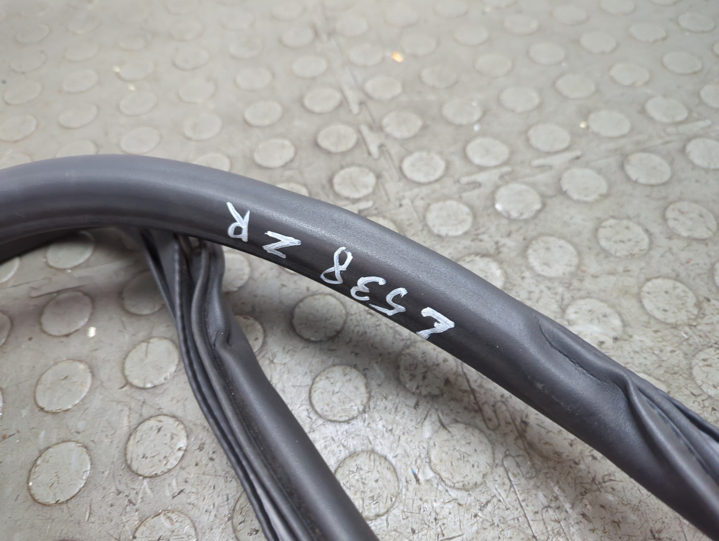 Уплотнитель