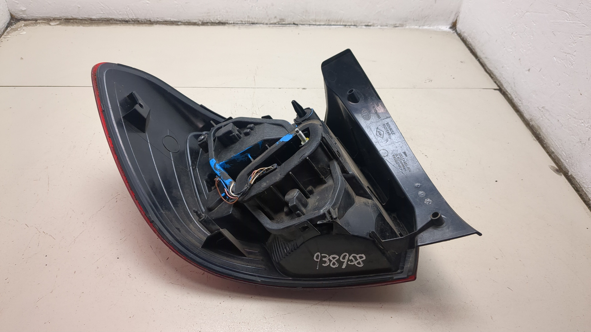 Фонарь задний правый