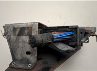  Кронштейн блока управления Jeep Grand Cherokee 2004-2010 11468923 #3