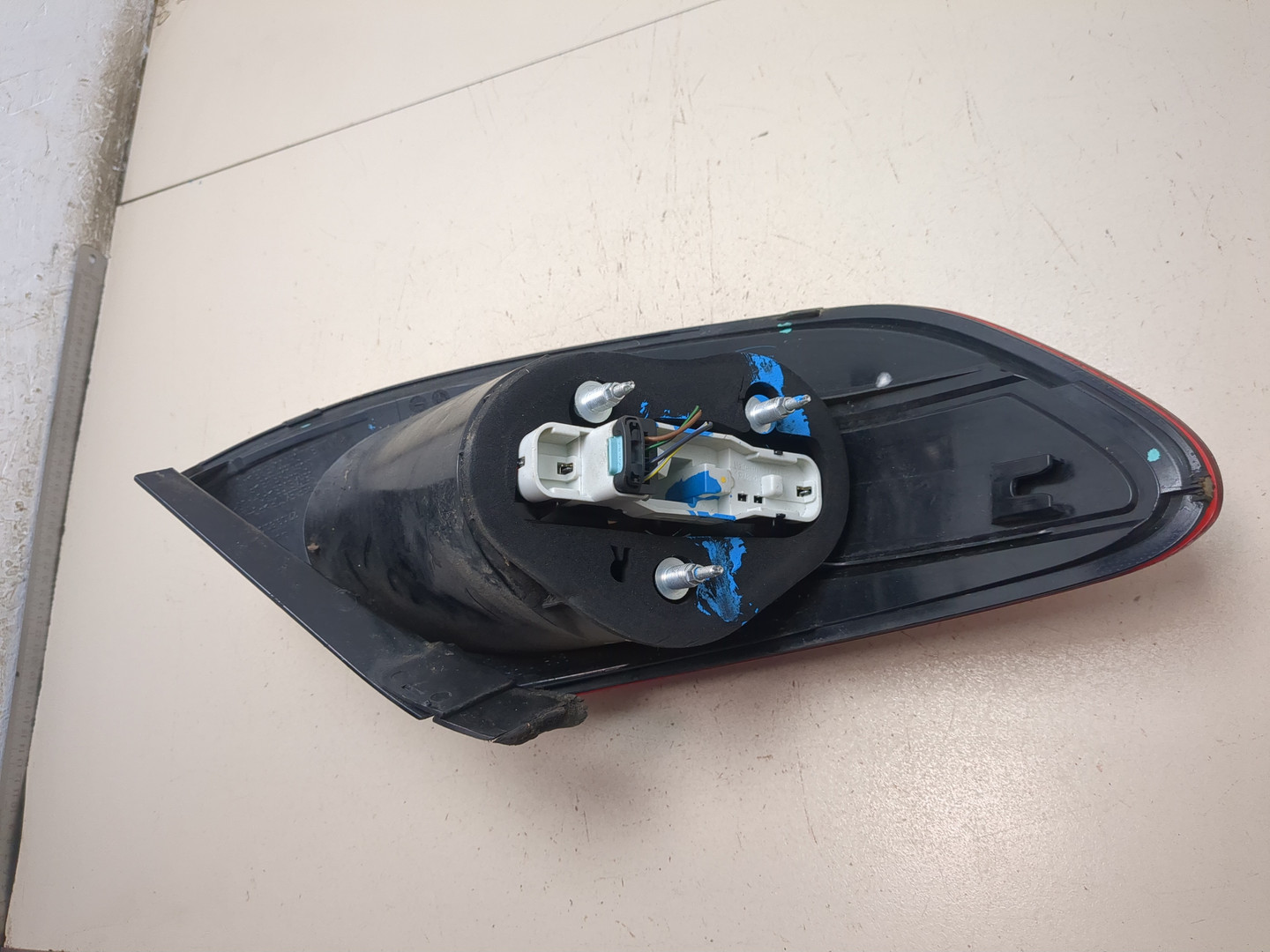 Фонарь задний правый