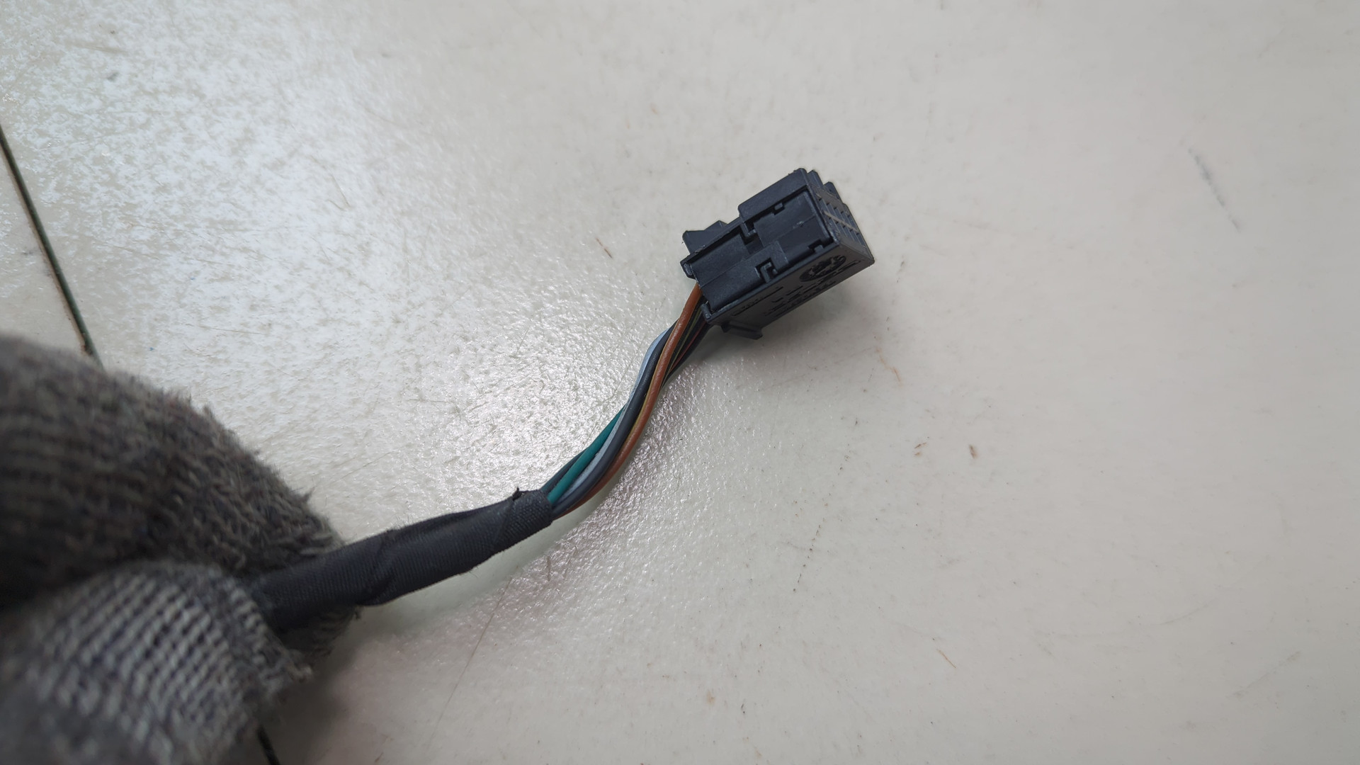 Зеркало правое электрическое