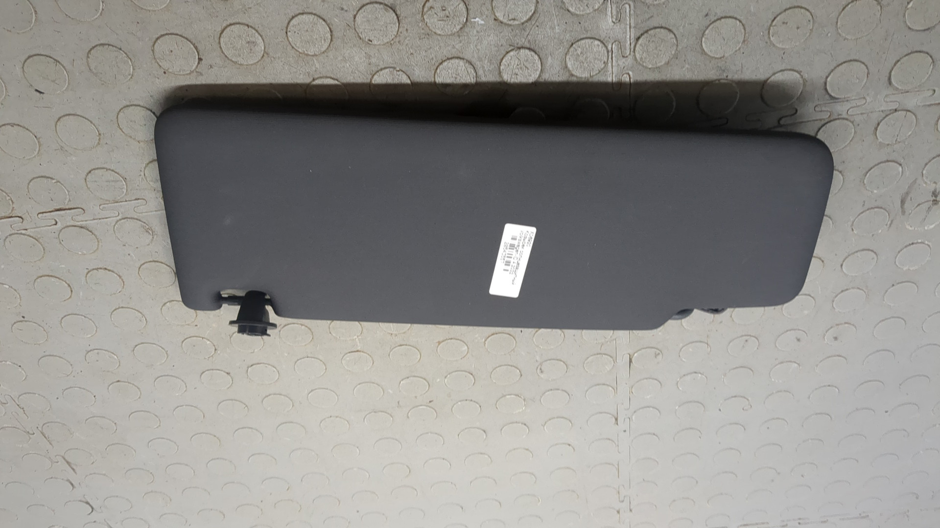 Козырек солнцезащитный