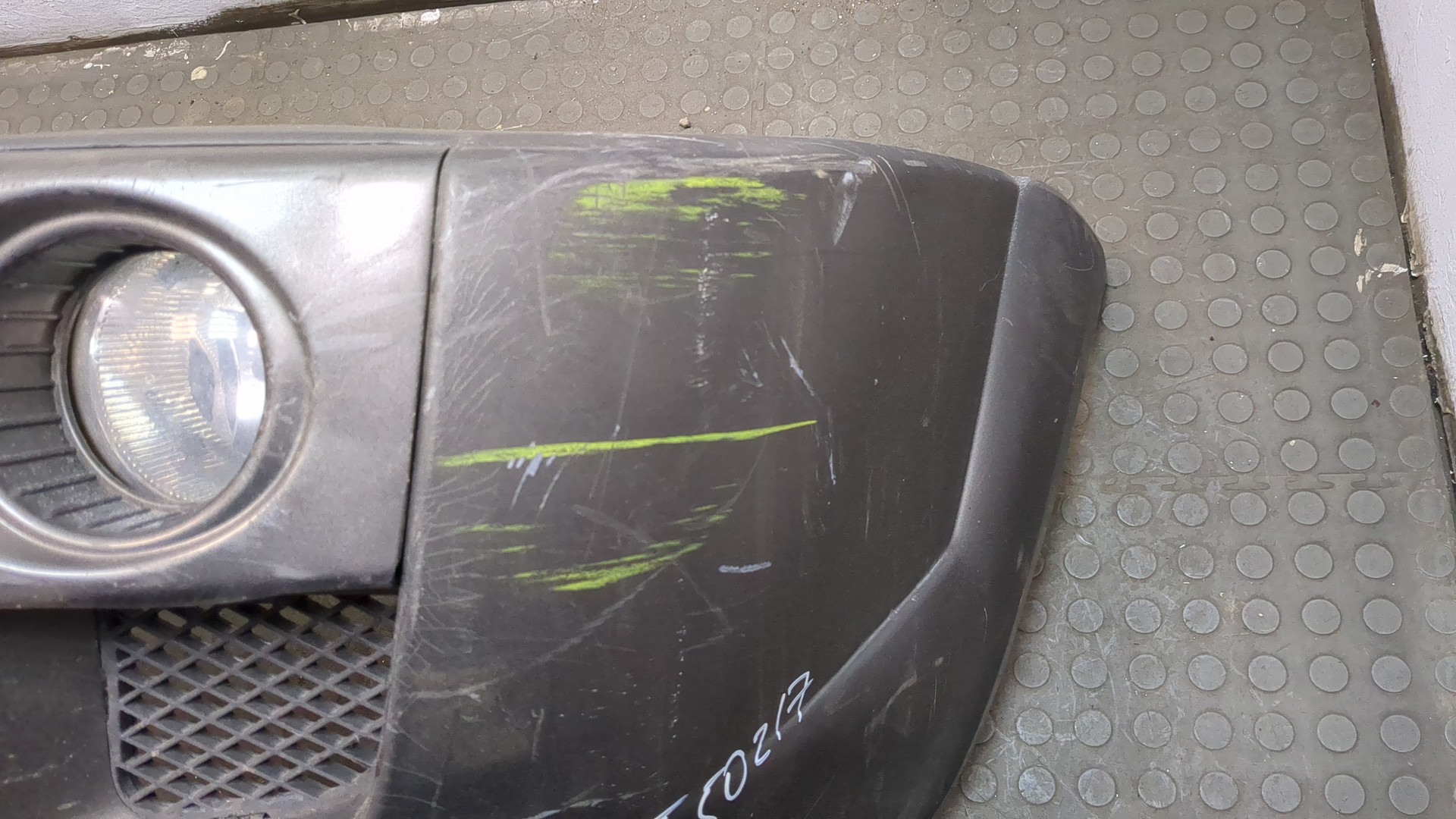 Бампер передний