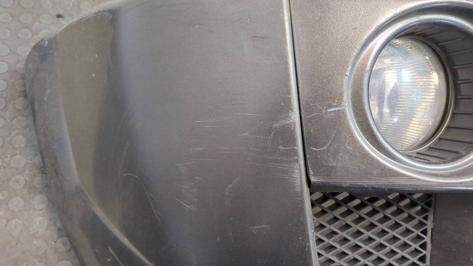 Бампер передний