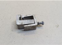  Кронштейн (лапа крепления) Volkswagen Amarok 2010-2025 20544227 #1