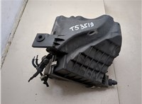  Корпус воздушного фильтра Volkswagen Passat 5 2000-2005 20544336 #2