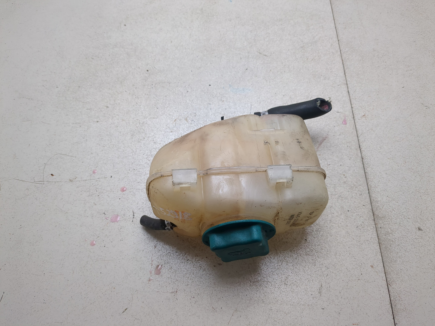 Бачок расширительный