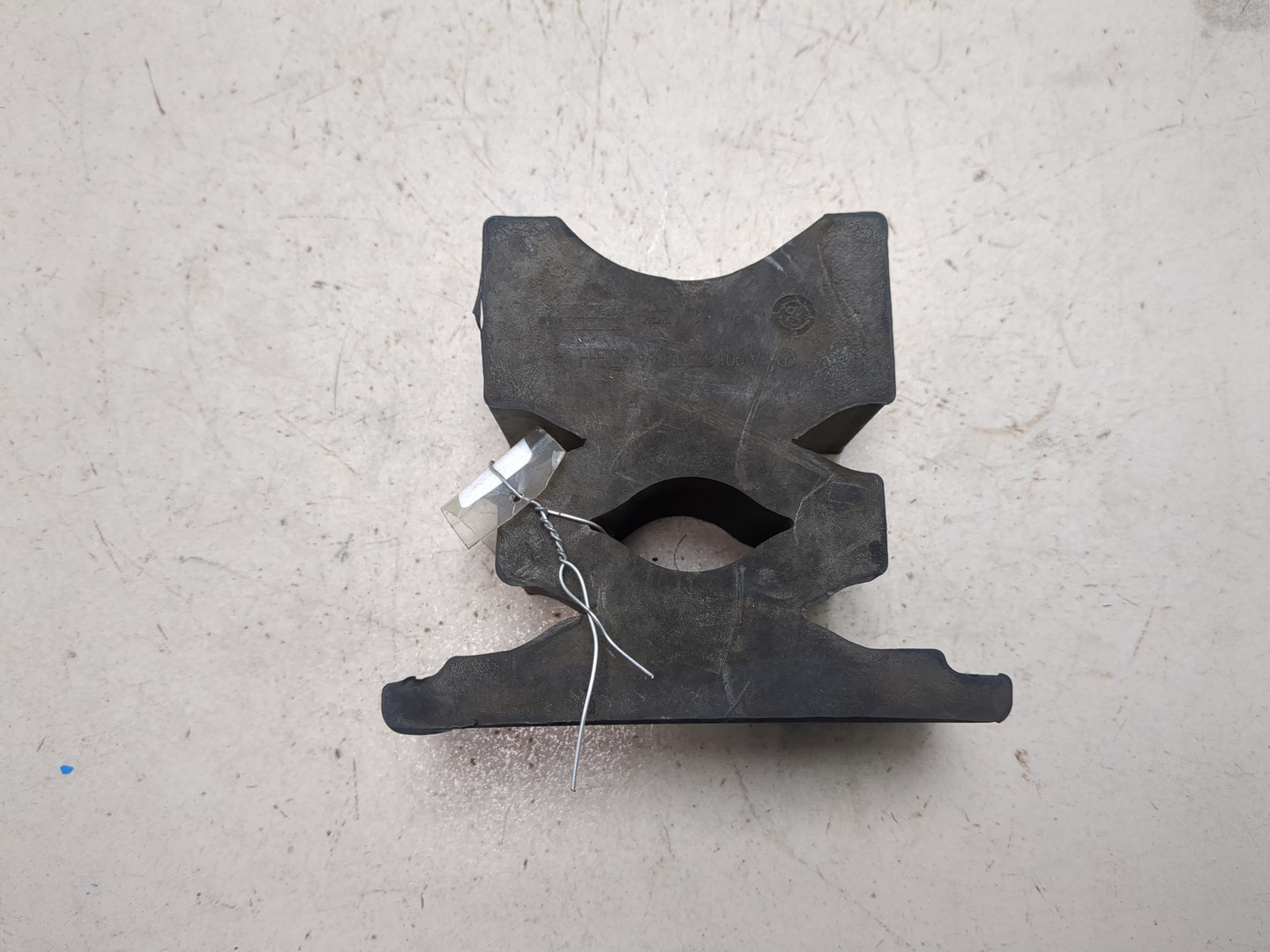 Отбойник переднего амортизатора