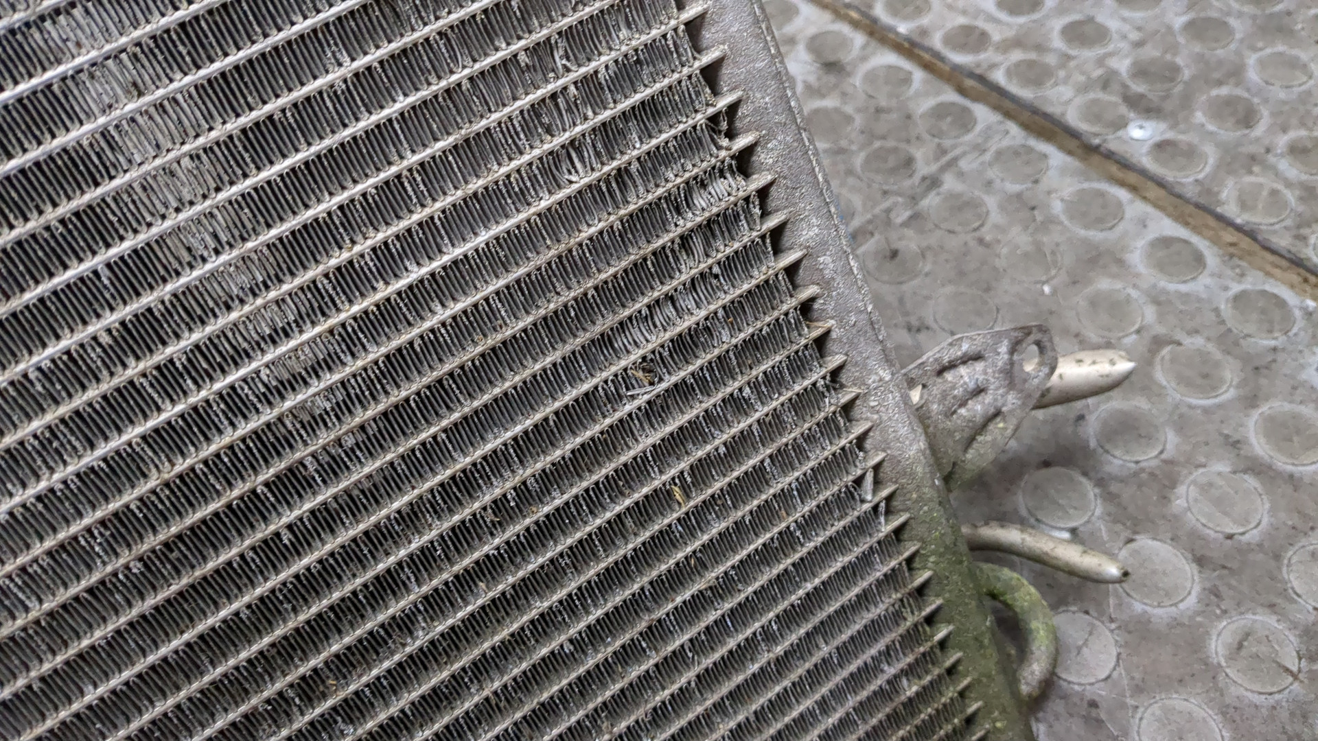 Радиатор кондиционера / конденсер