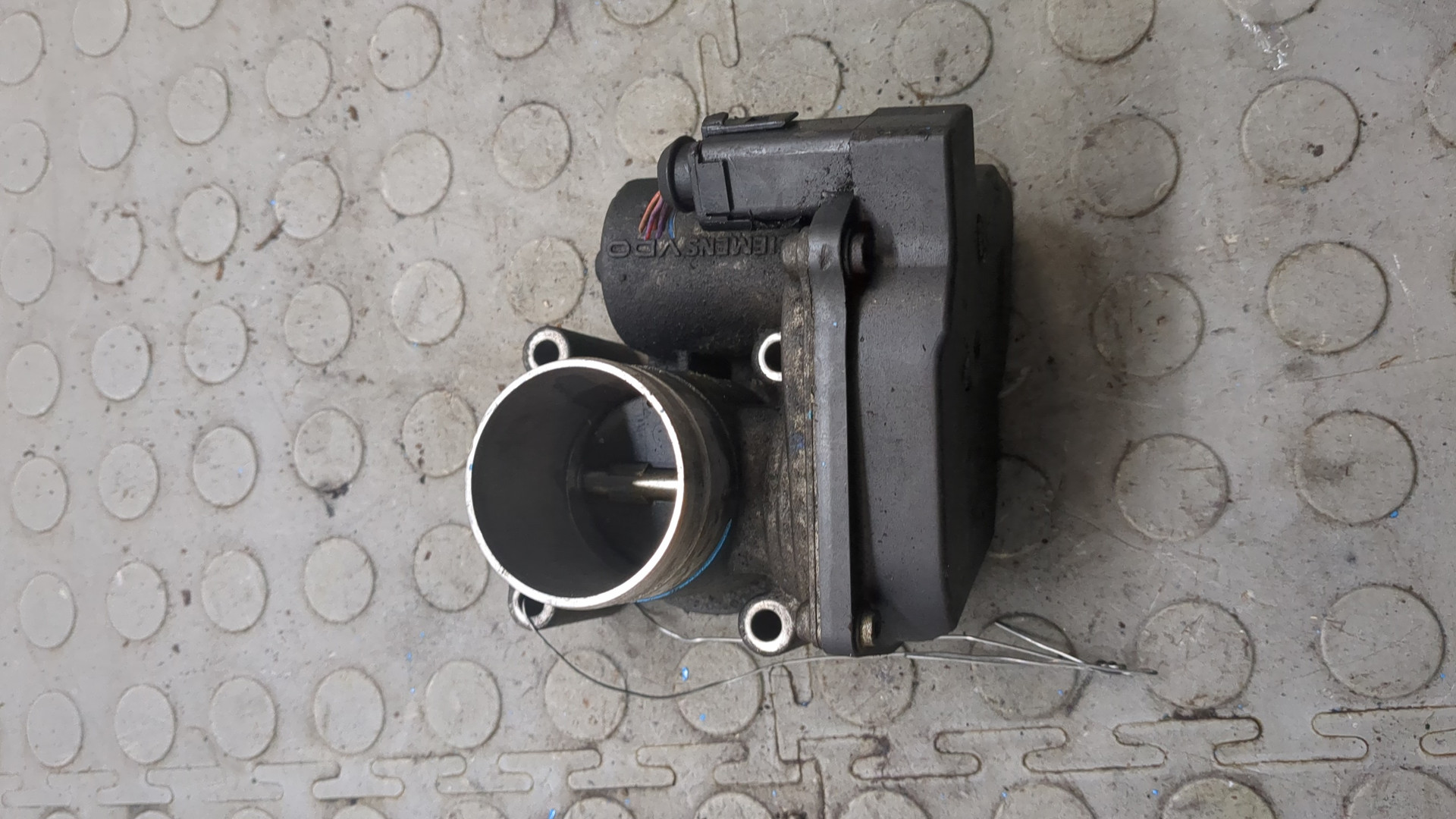 Заслонка дроссельная электрическая