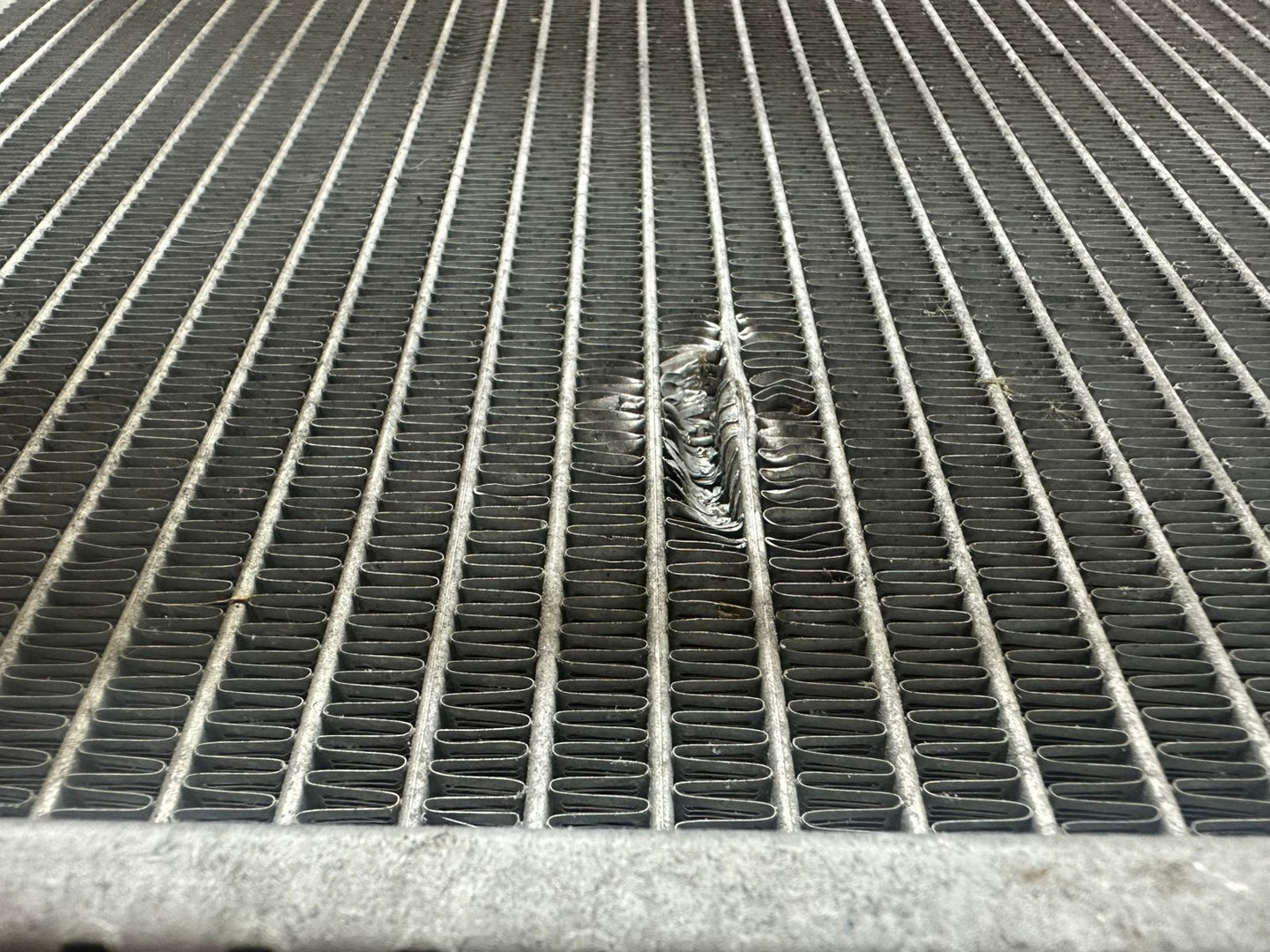 Радиатор охлаждения двигателя основной