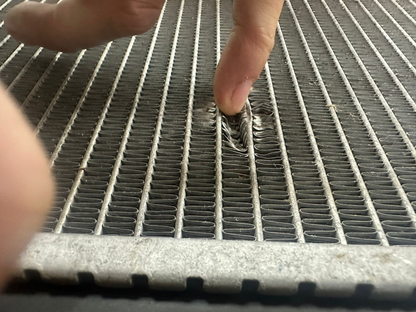 Радиатор охлаждения двигателя основной