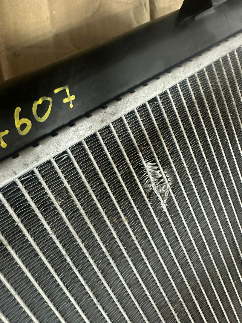 Радиатор охлаждения двигателя основной