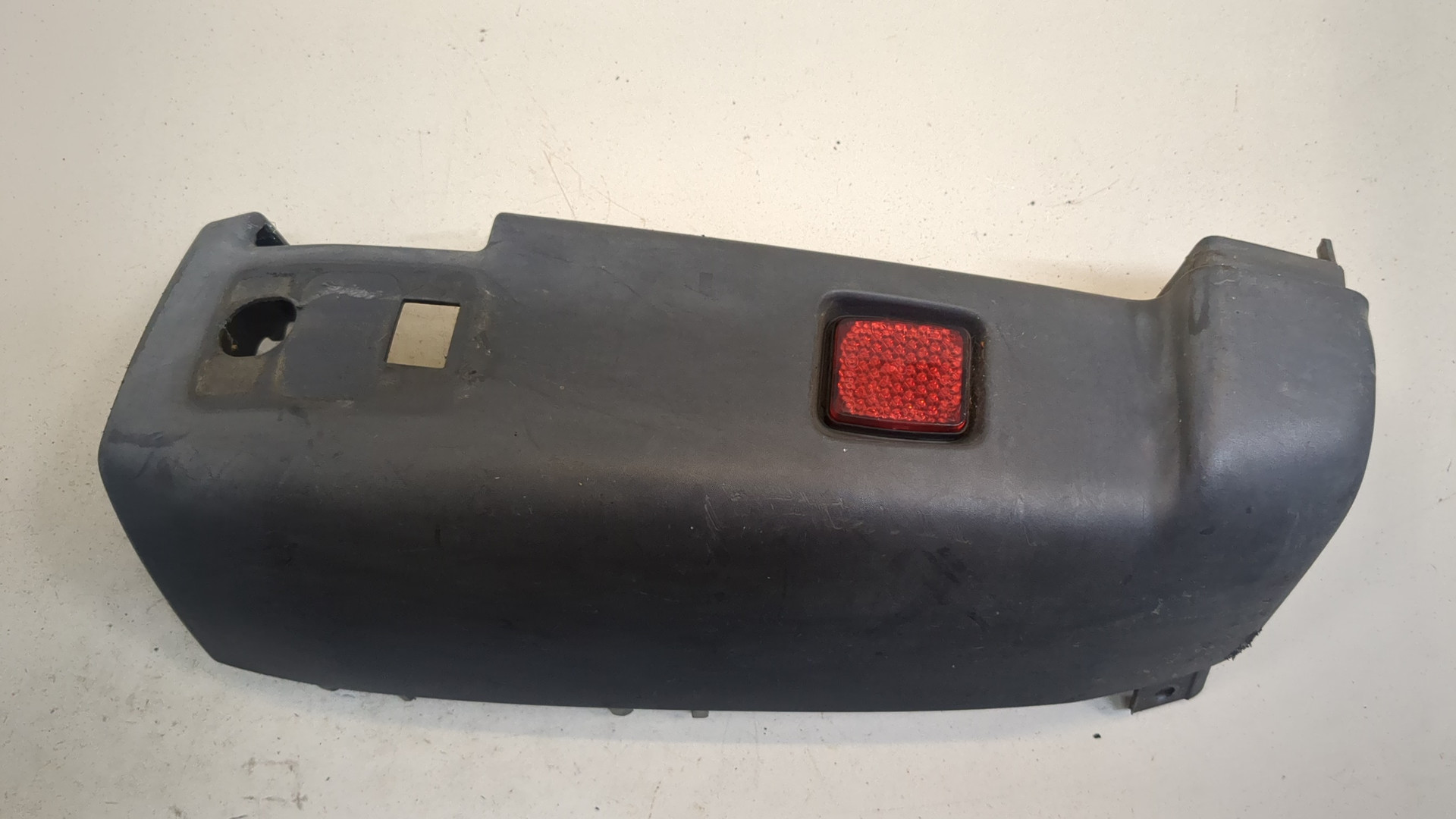 Накладка переднего бампера