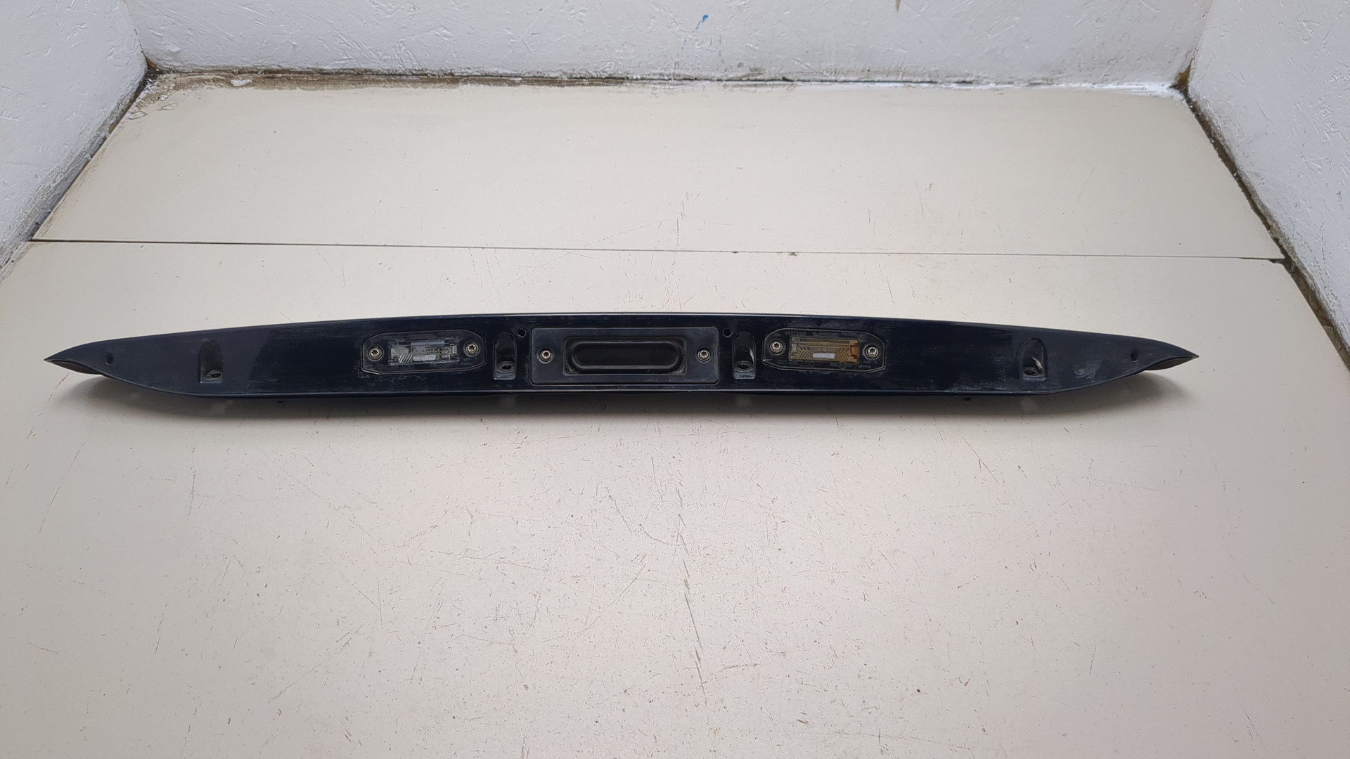 Фонарь подсветки номера