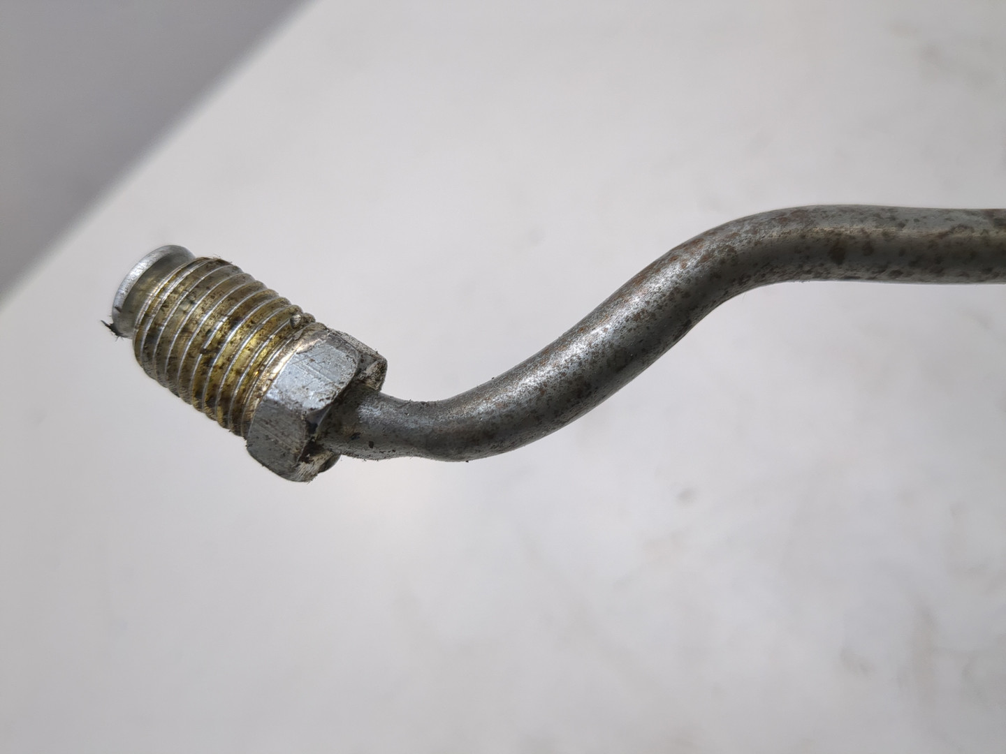 Трубка масляная