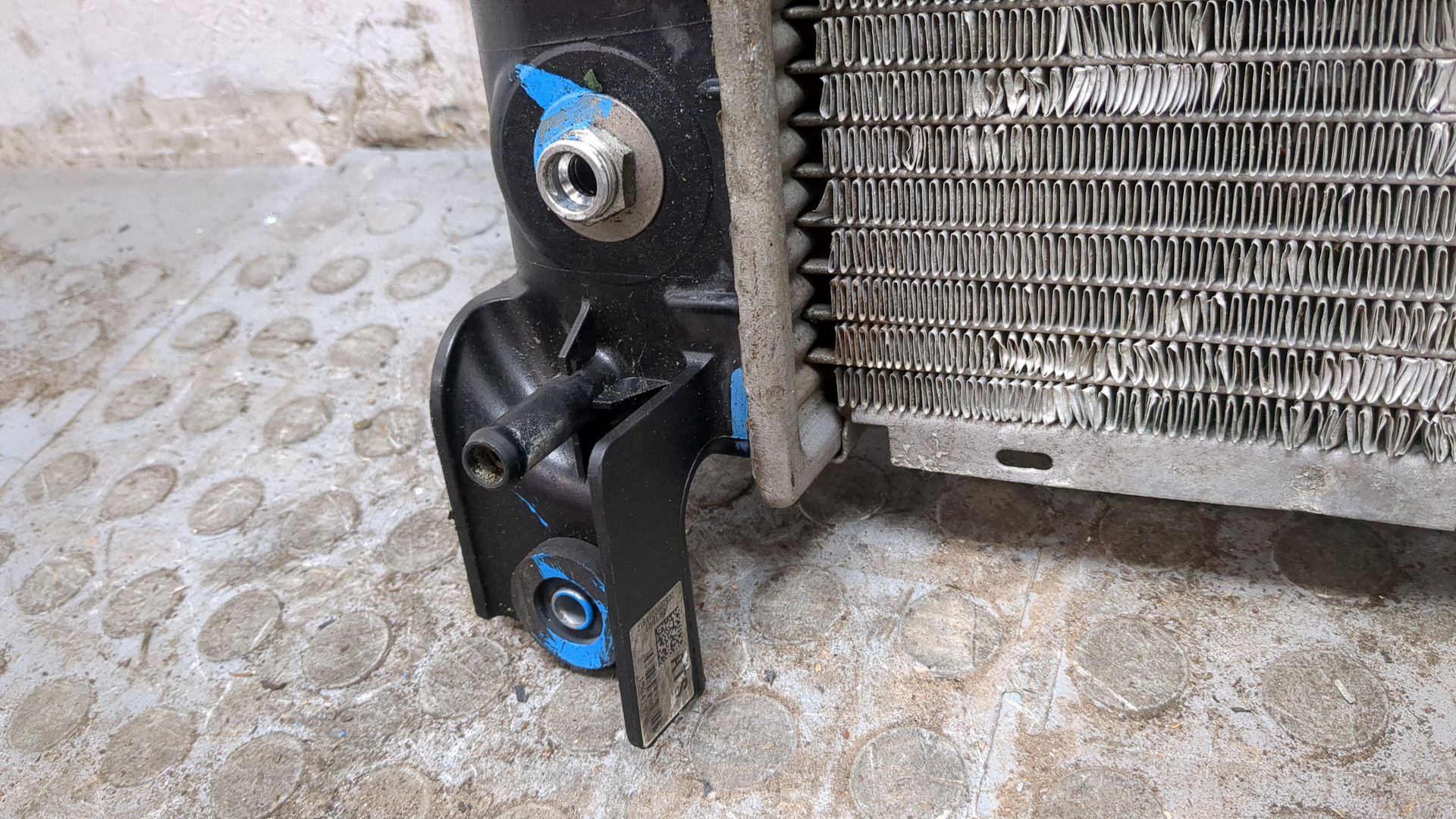 Радиатор охлаждения двигателя основной