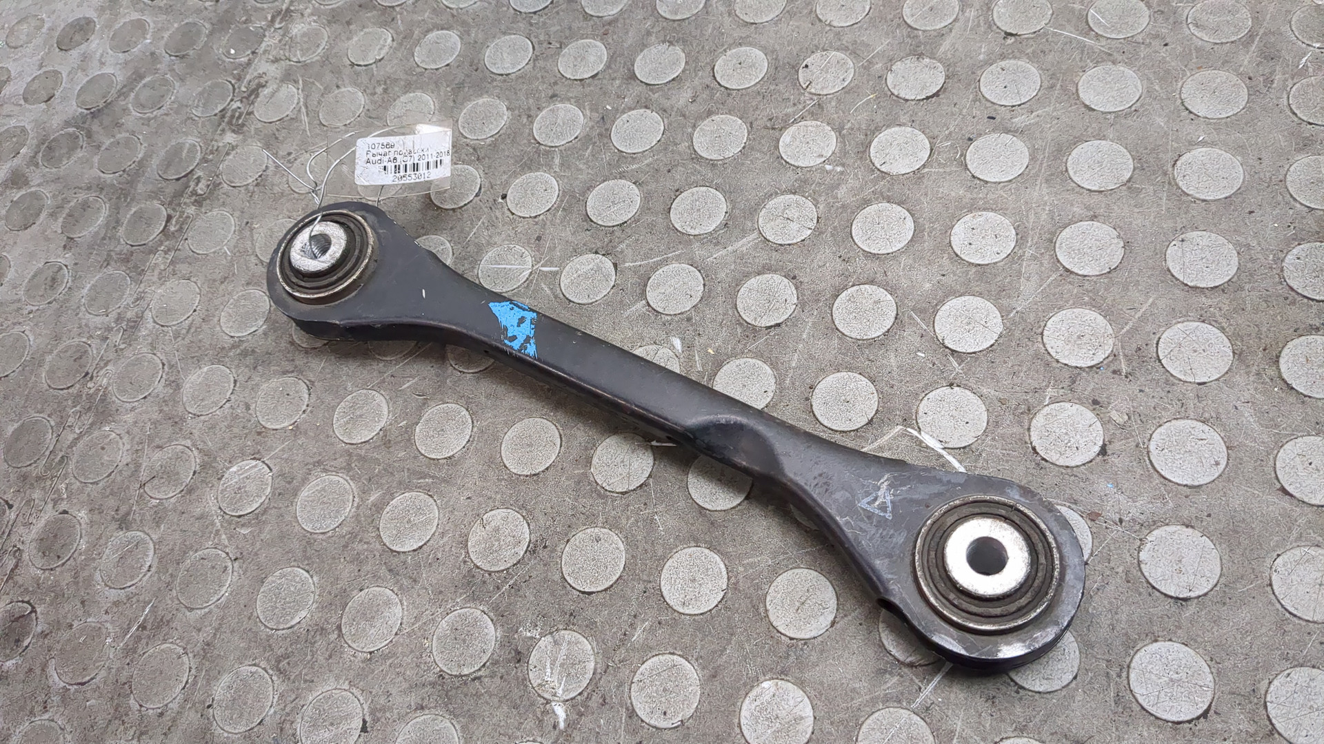 Рычаг задний