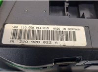 3B0920822A Щиток приборов (приборная панель) Volkswagen Passat 5 1996-2000 20553650 #4