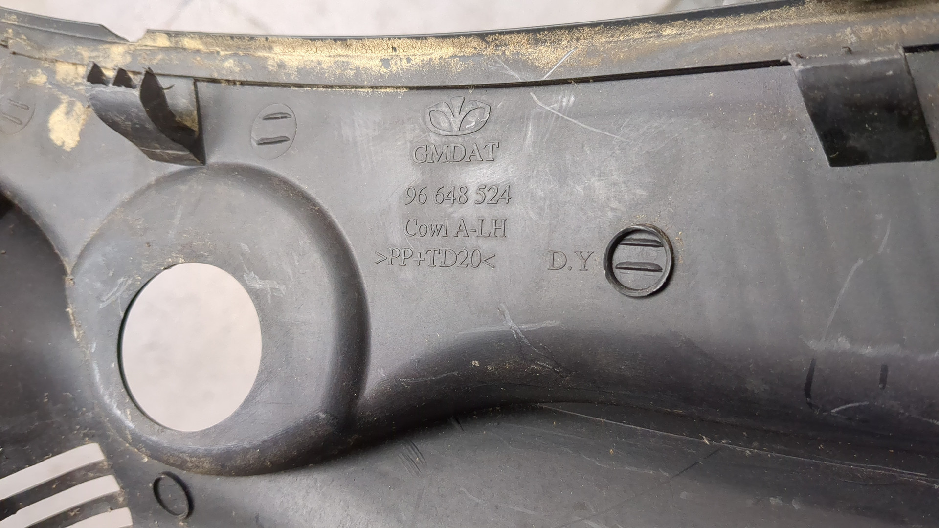 Решетка стеклоочистителей (Жабо)