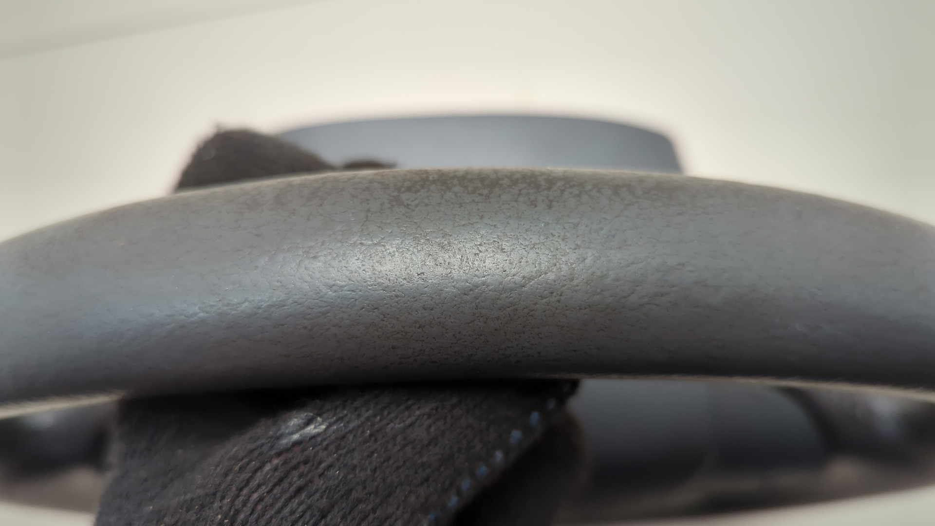 Рулевое колесо (руль)