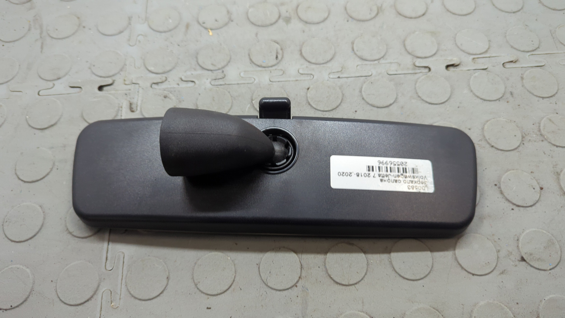 Зеркало заднего вида