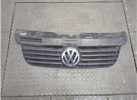 7H5853653 Решетка радиатора Volkswagen Transporter 5 2003-2015 20560675 #1