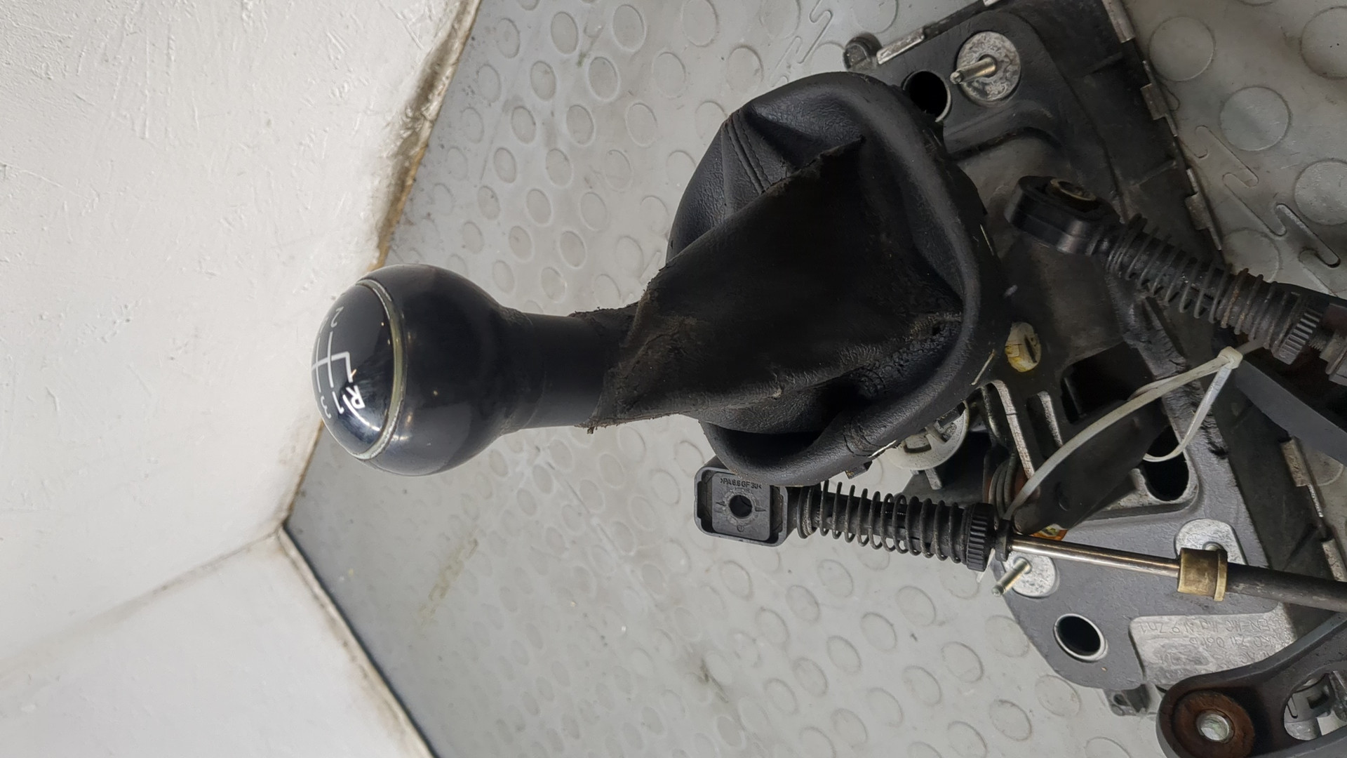 Кулиса МКПП / АКПП