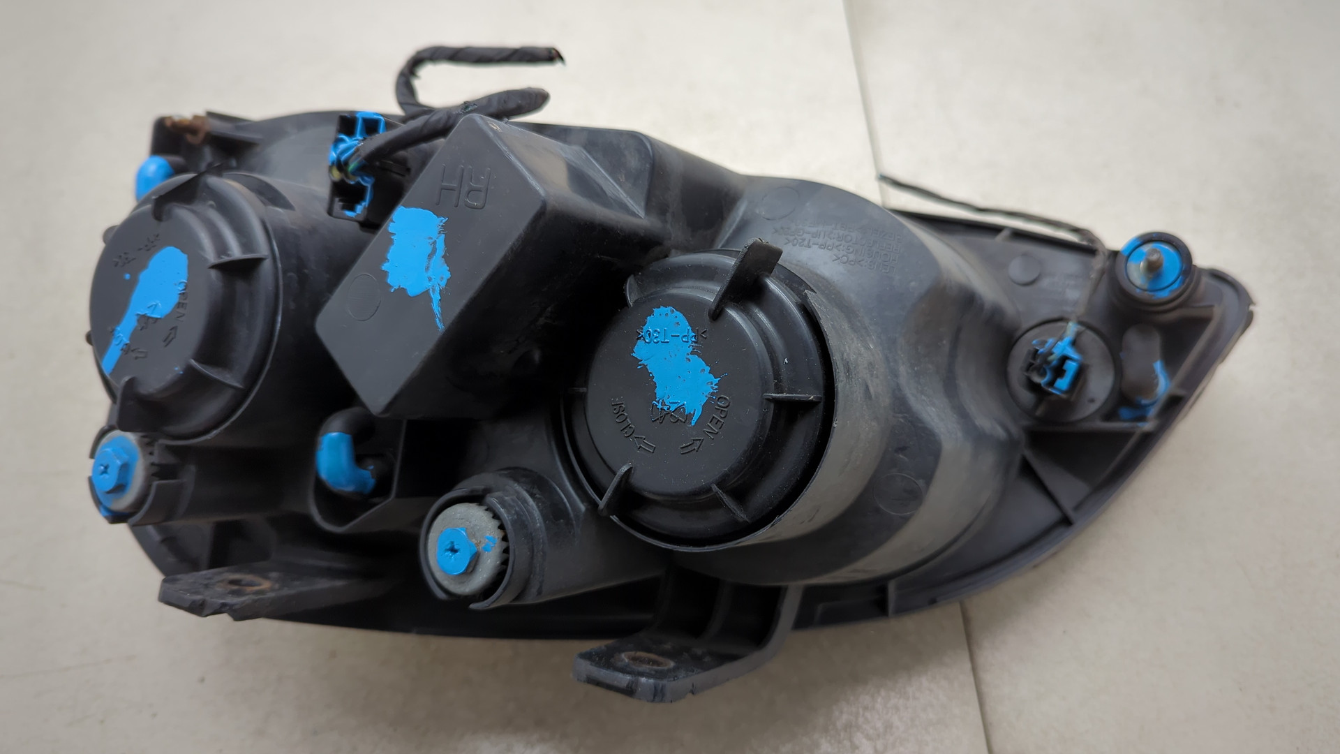 Фара правая