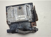  Блок управления двигателем Opel Zafira B 2005-2014 20562419 #1