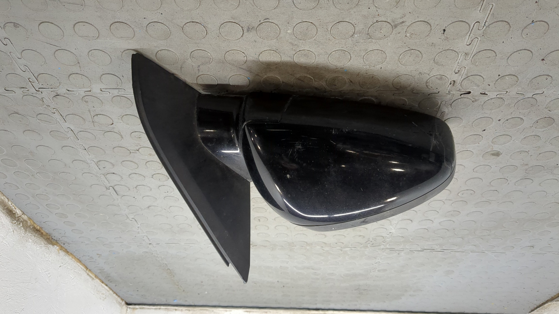 Зеркало правое электрическое