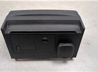 BDGG669U0 Разъем AUX/USB Mazda 3 (BP) 2019-2025 20564568 #1