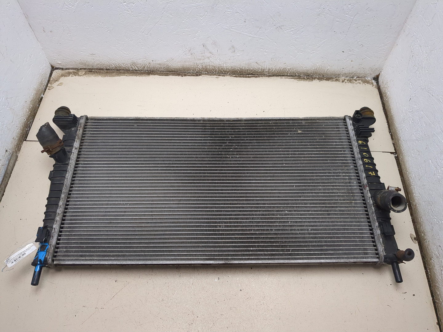 Радиатор охлаждения двигателя основной