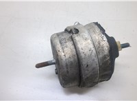  Подушка крепления двигателя Audi A4 (B6) 2000-2006 20566307 #1