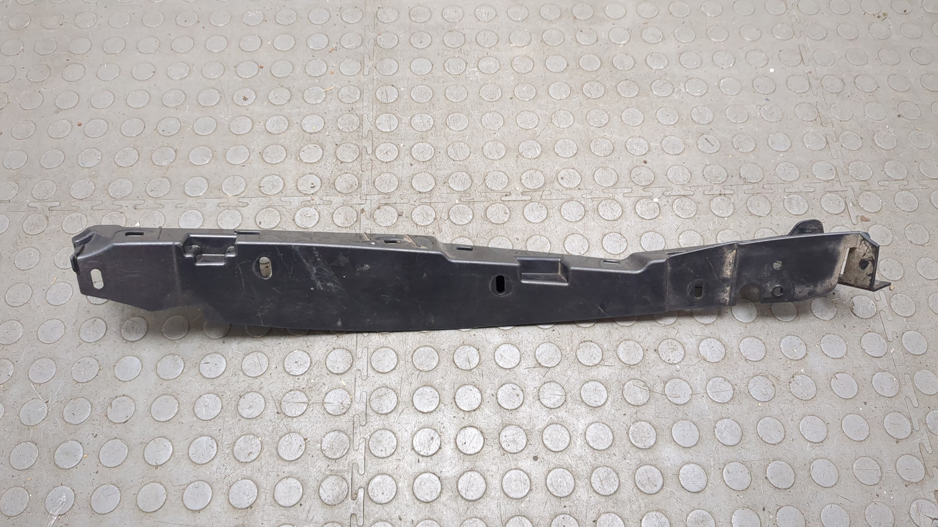 Кронштейн крепления крыла