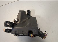  Блок предохранителей Toyota Yaris 2005-2011 20567373 #2