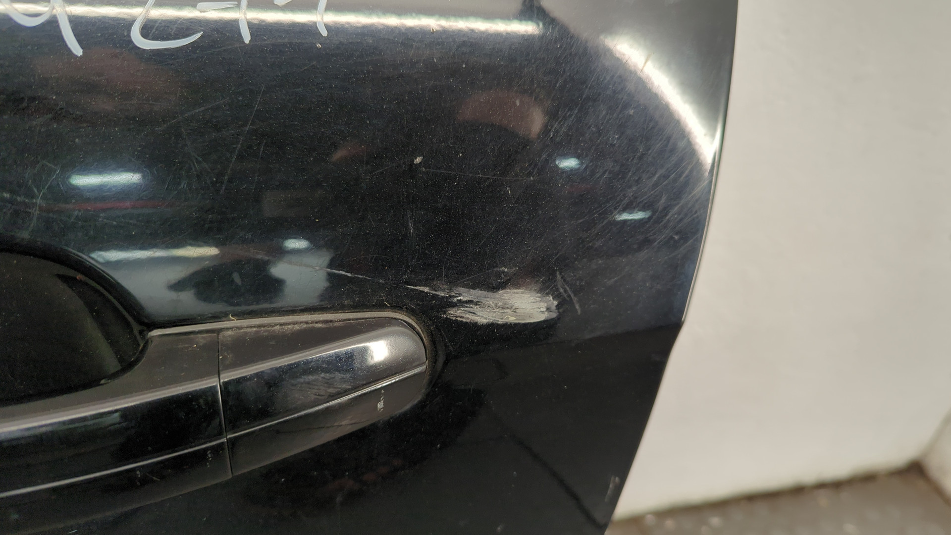 Дверь передняя левая