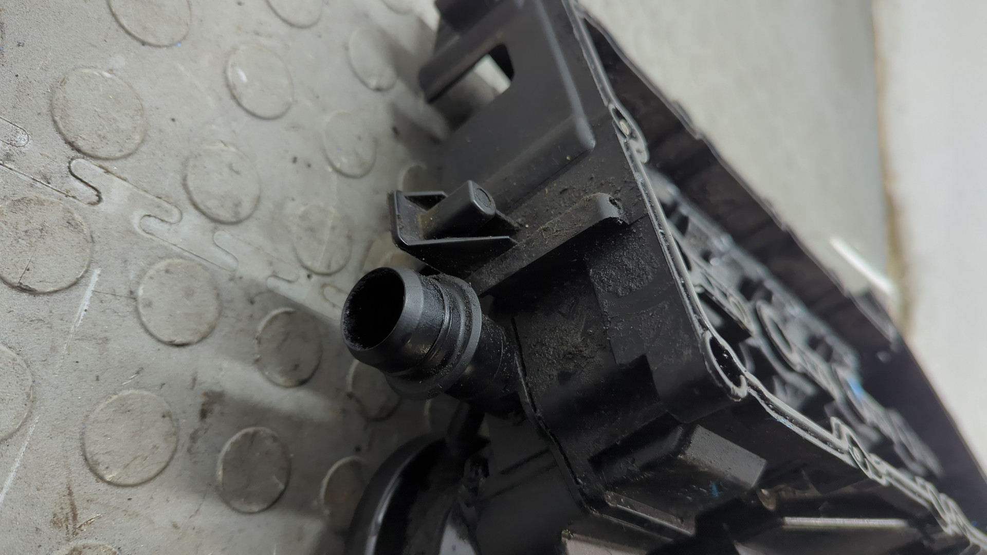 Крышка клапанная ГБЦ