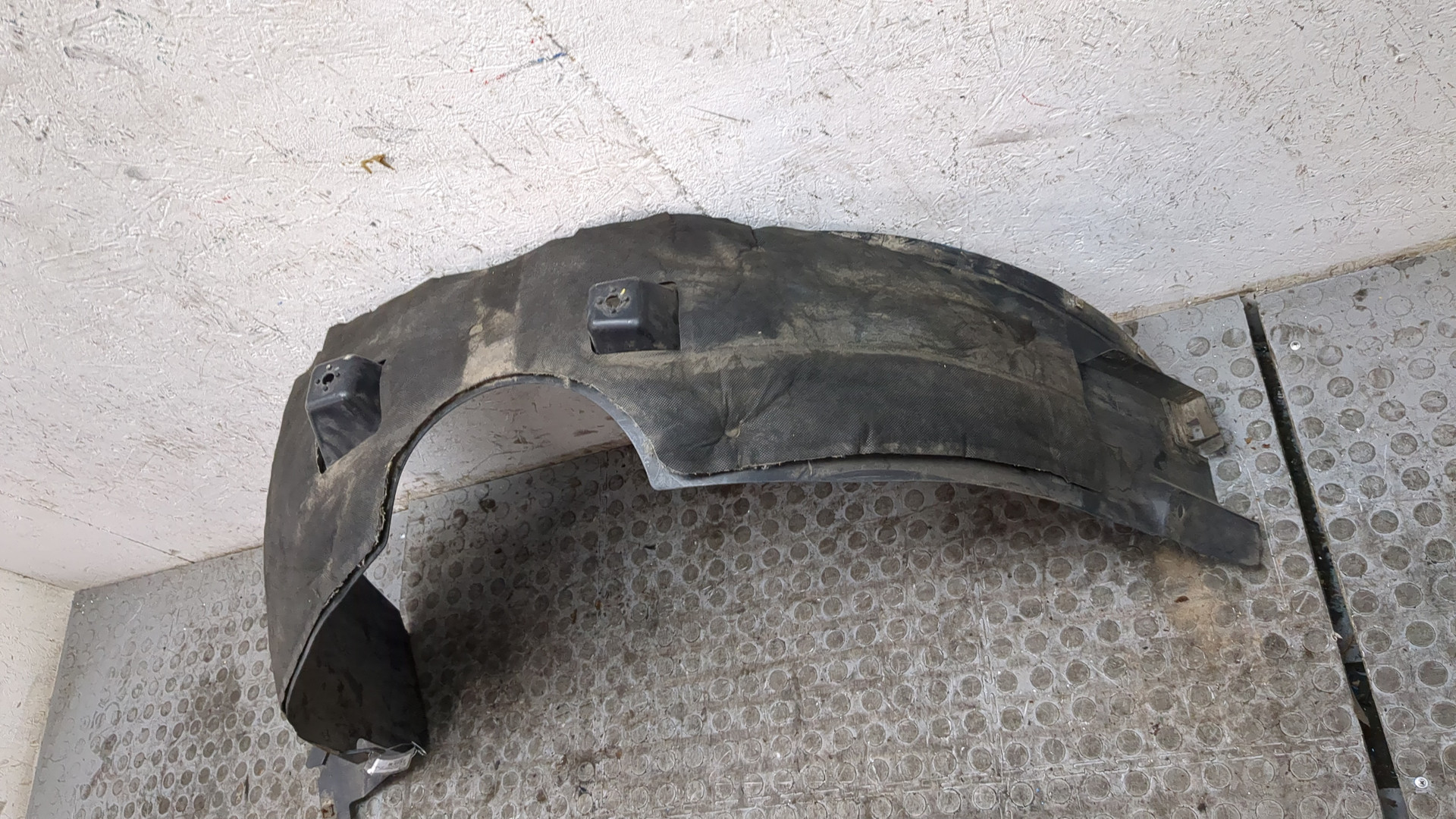 Локер передний правый