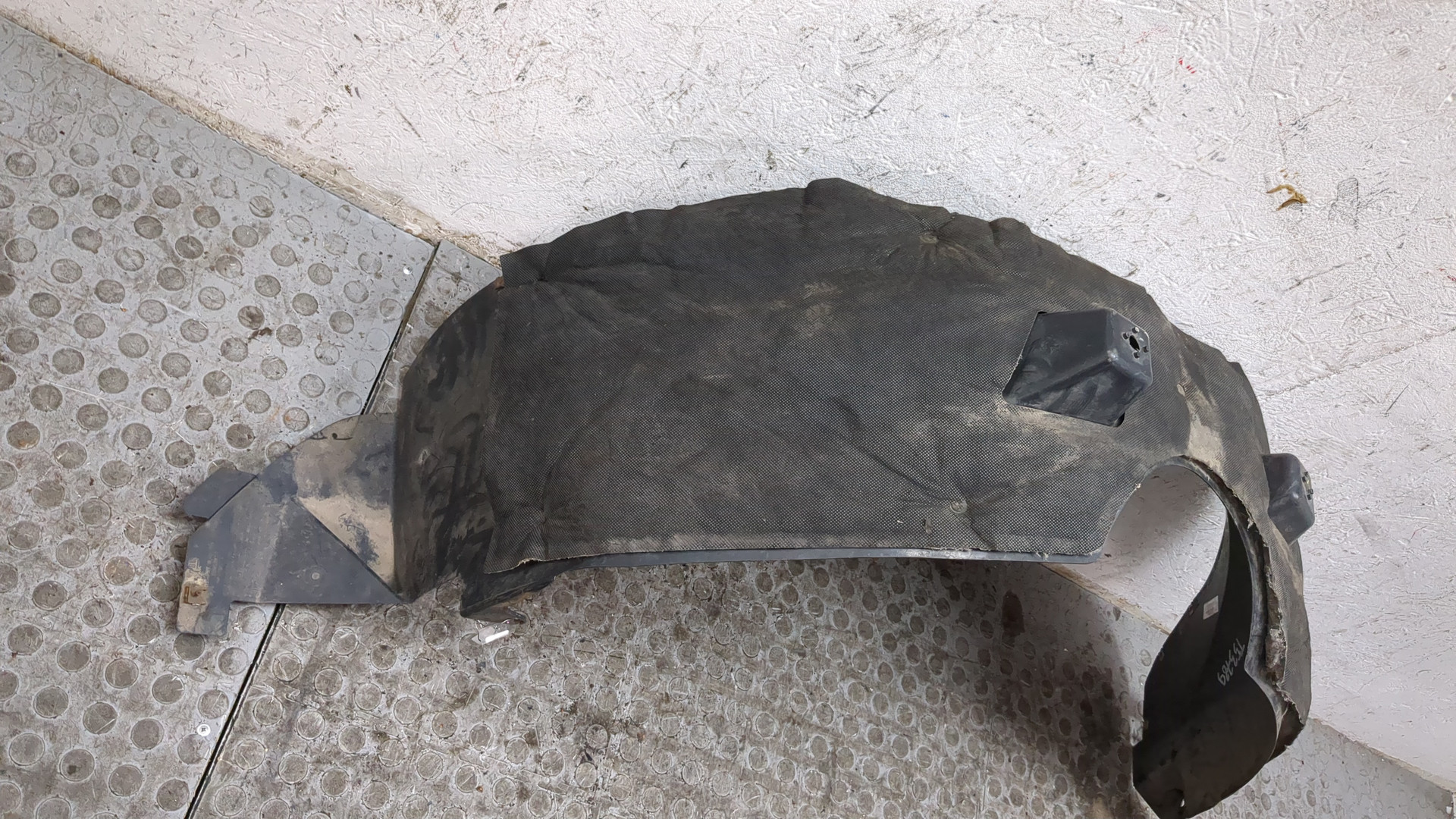 Локер передний правый