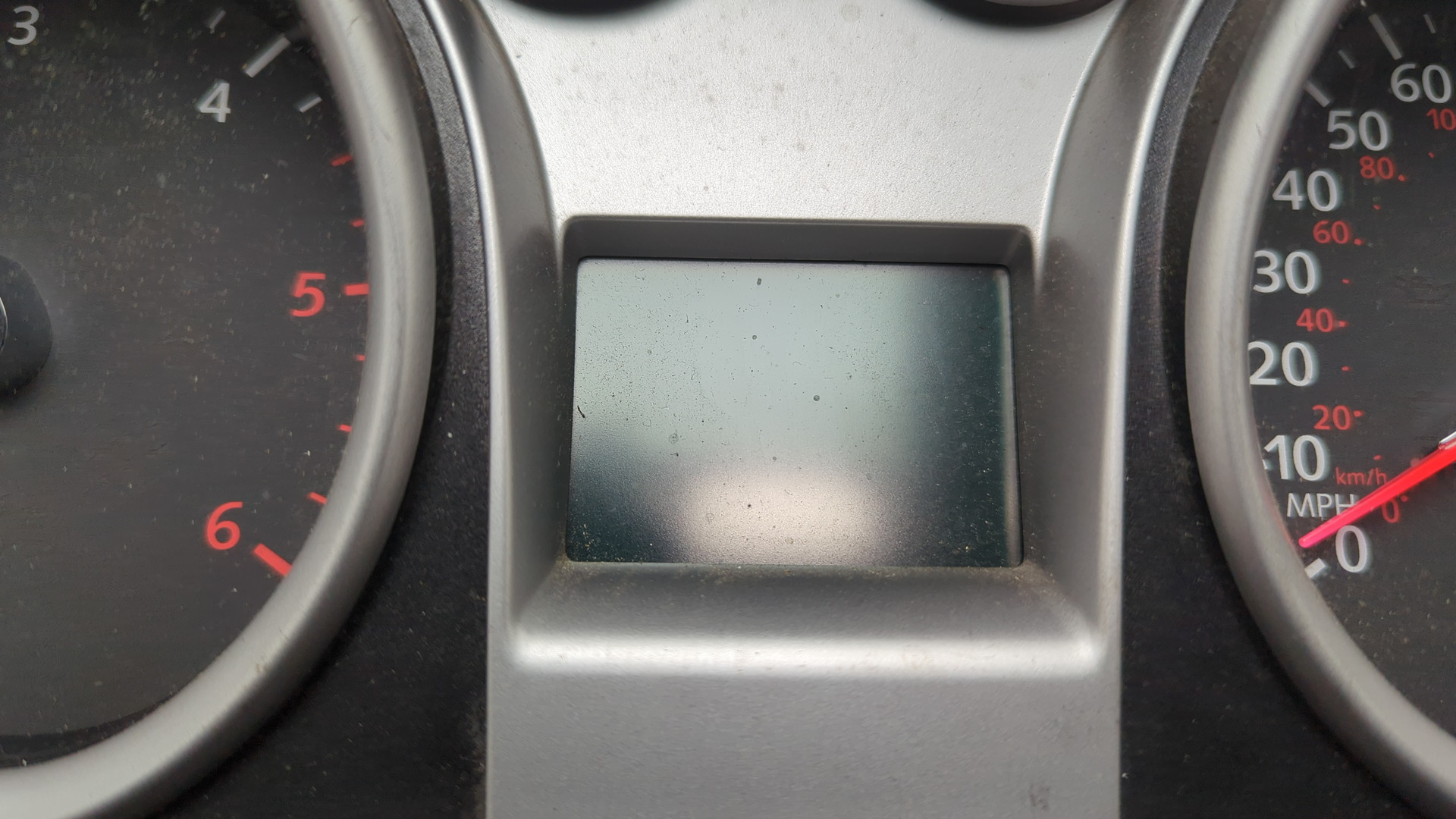 Панель приборов