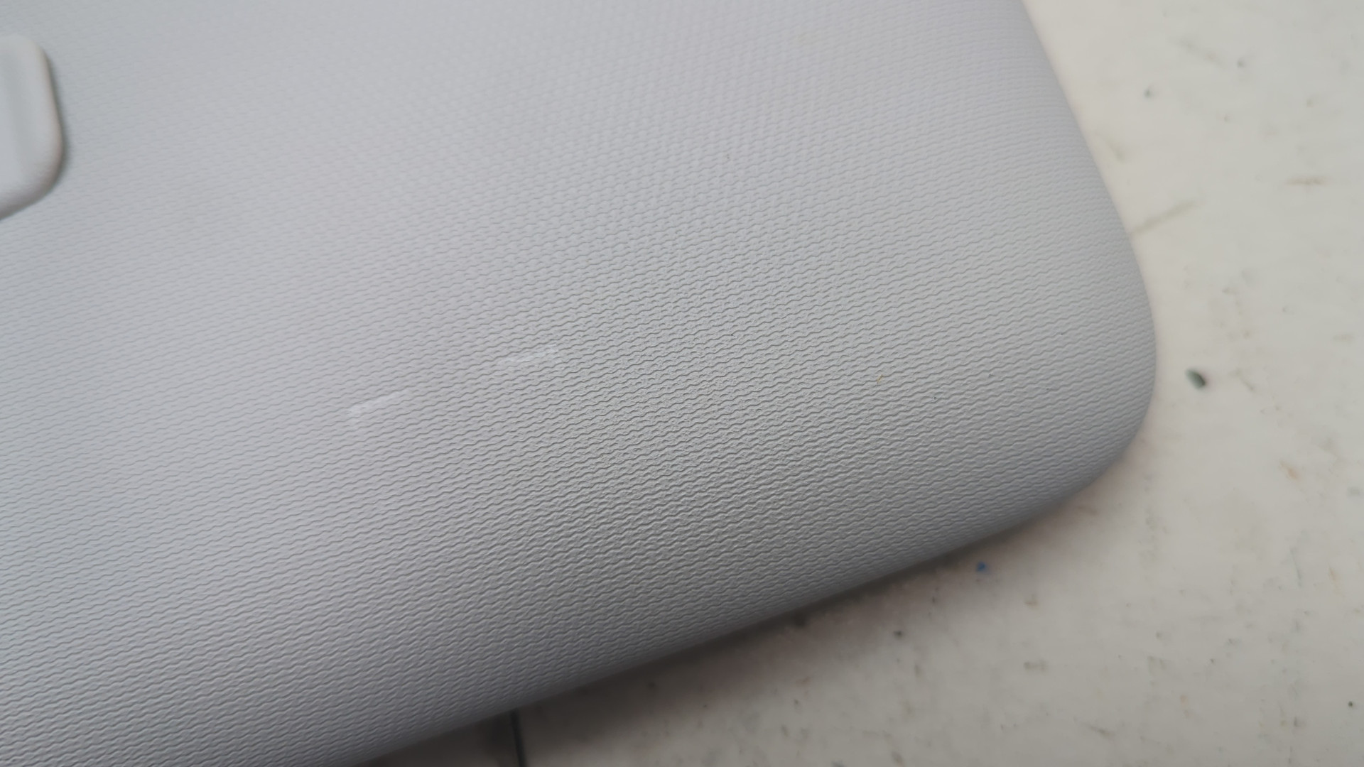 Козырек солнцезащитный