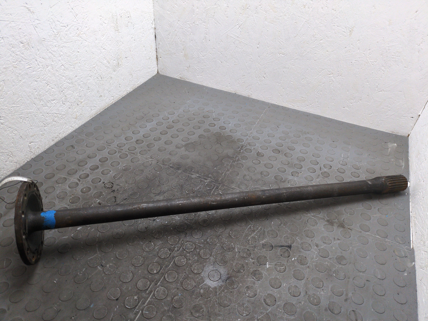 Полуось задняя правая