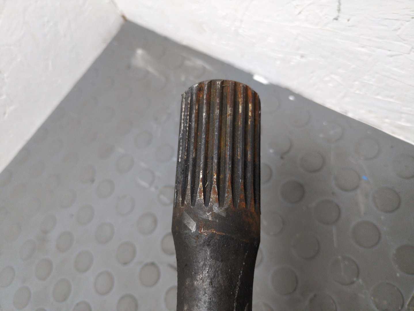 Полуось задняя правая