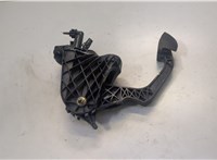 1T1721318C, 1K0721373H Педаль сцепления Volkswagen Touran 2003-2006 20569663 #1