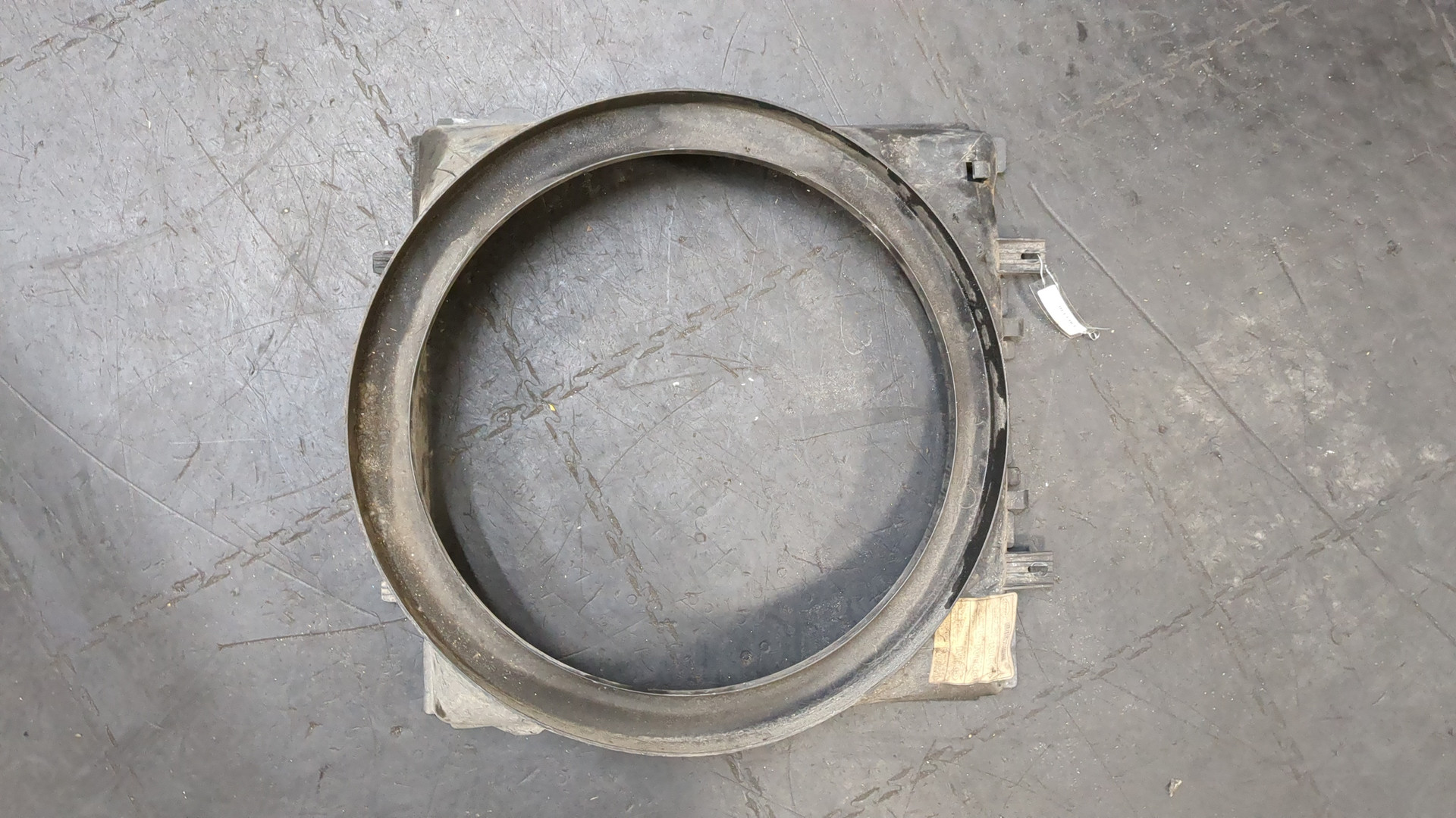 Диффузор вентилятора